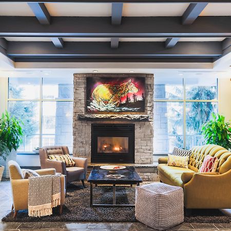 Summit Lodge Boutique Hotel By Paradox Уистлер Экстерьер фото