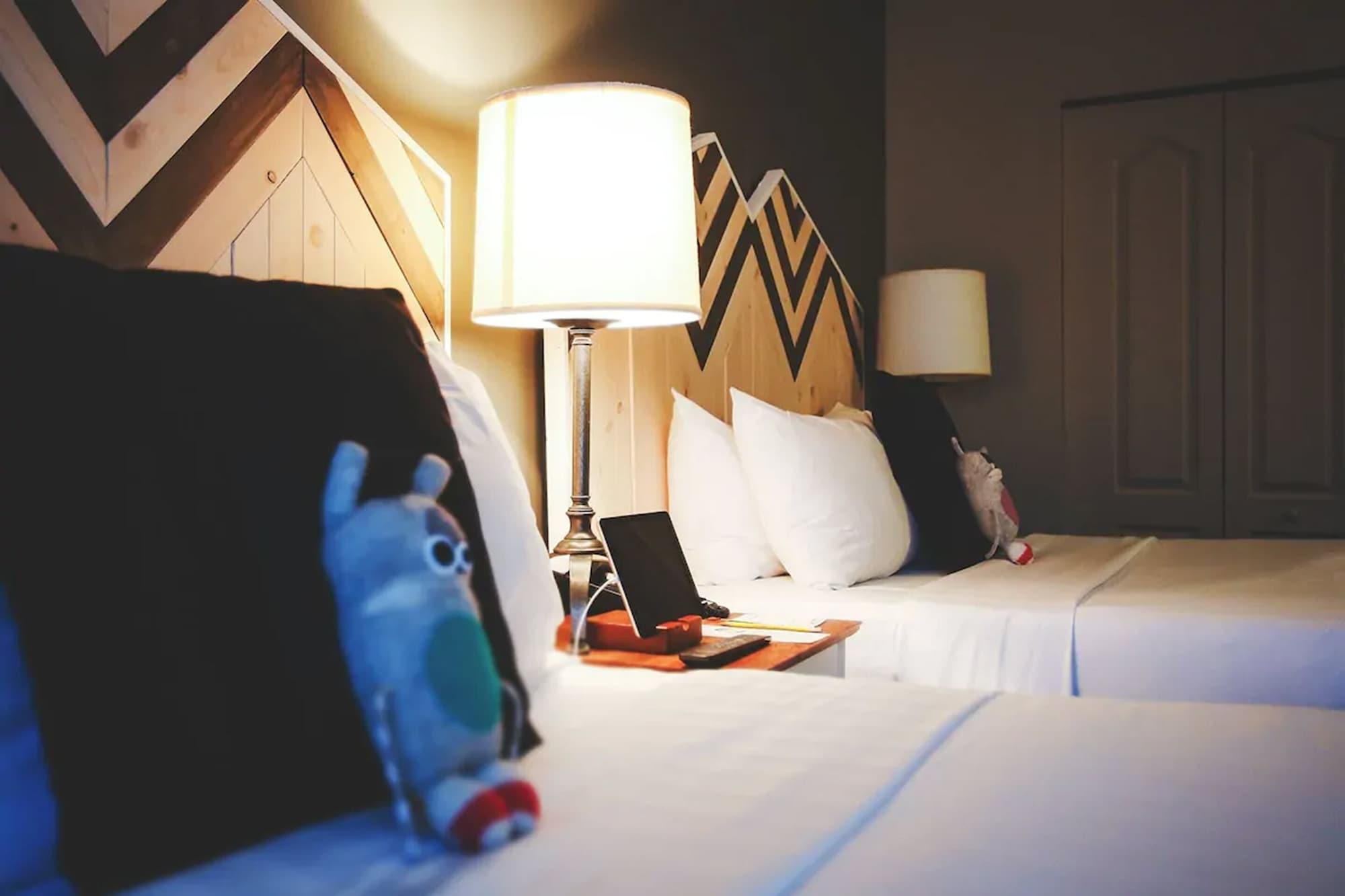 Summit Lodge Boutique Hotel By Paradox Уистлер Экстерьер фото
