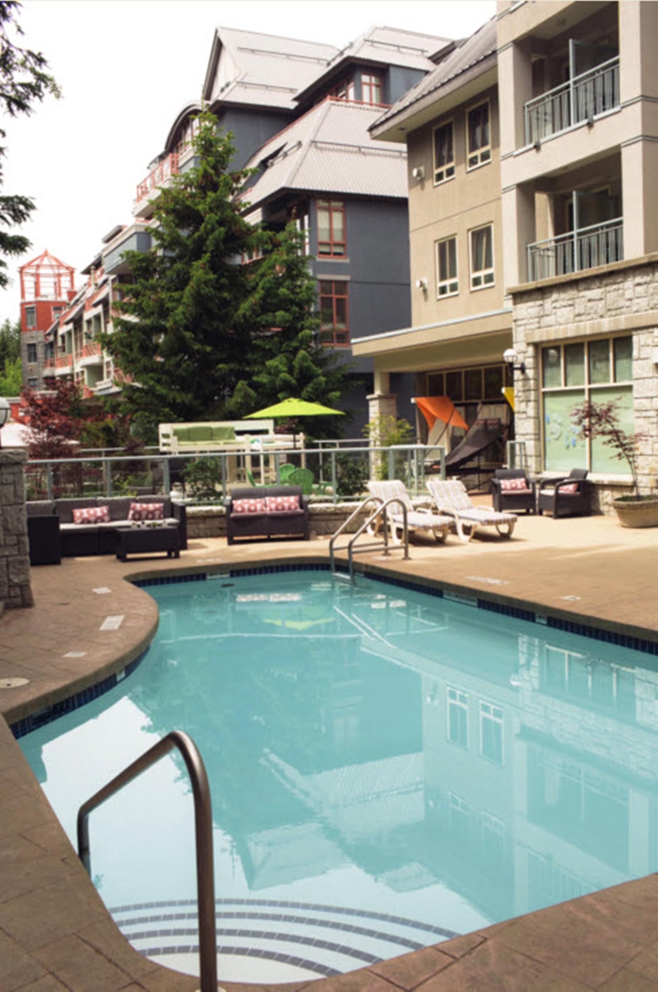 Summit Lodge Boutique Hotel By Paradox Уистлер Экстерьер фото