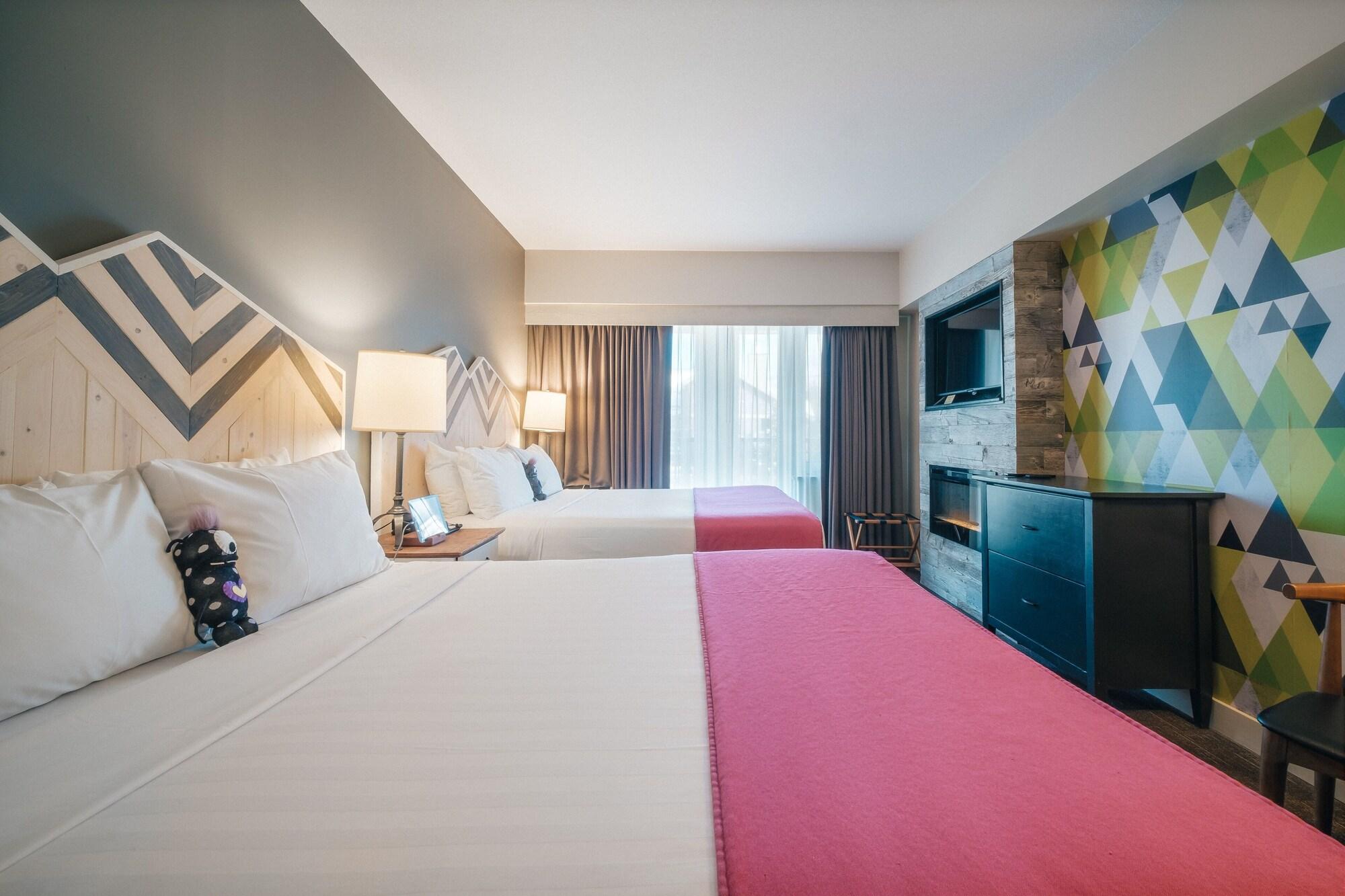 Summit Lodge Boutique Hotel By Paradox Уистлер Экстерьер фото