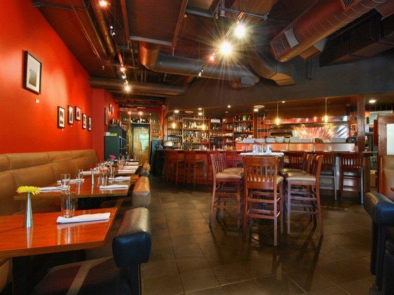 Summit Lodge Boutique Hotel By Paradox Уистлер Экстерьер фото