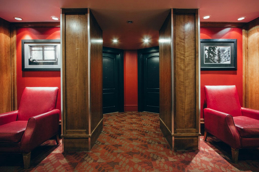 Summit Lodge Boutique Hotel By Paradox Уистлер Экстерьер фото